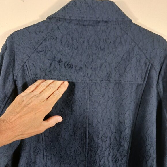 Susan Graver Navy Lace Topper - Jacket, Zip Front, Long Sleeve, Lt. Wt., Sz Med. - Picture 7 of 16